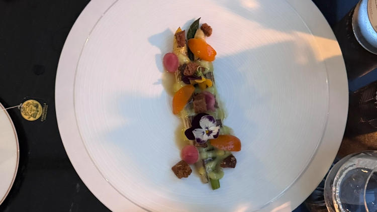 paris jadore hotel dinner